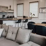Jama - Modern&Bright, Terrasse, Freies Parken, Wlan, Grosse Gruppen #1